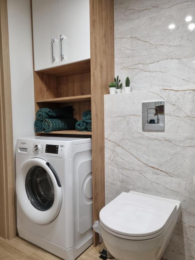 Apartament Sloneczny -Sciegiennego 키엘체 외부 사진